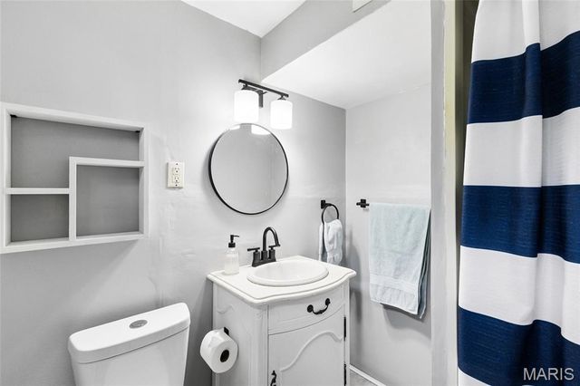1345 Bobolink Drive, Florissant, MO 63031