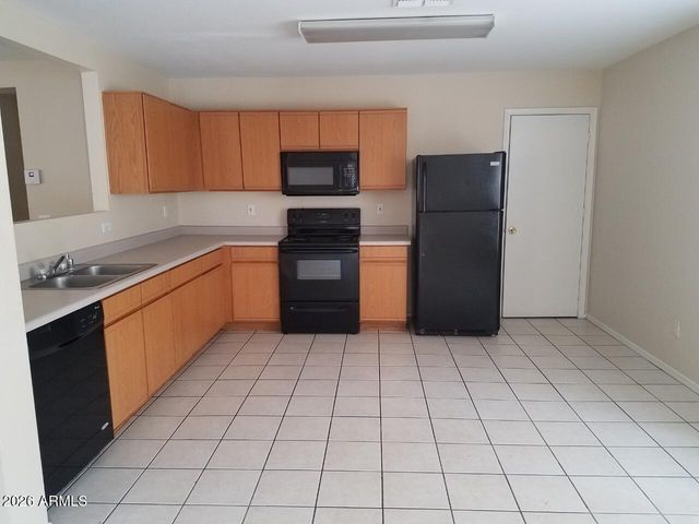 11796 W DAHLIA Drive, El Mirage, AZ 85335