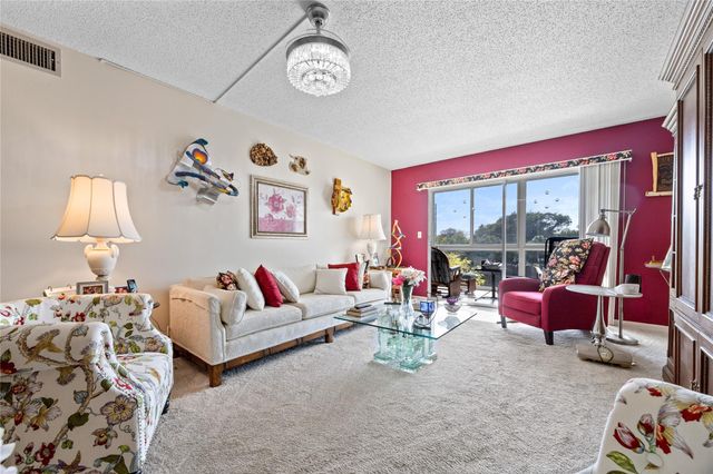 2503 Antigua Ter B3, Coconut Creek, FL 33066