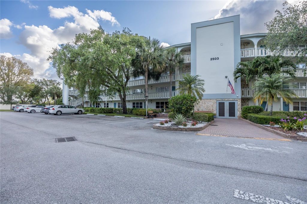2503 Antigua Ter B3, Coconut Creek, FL 33066