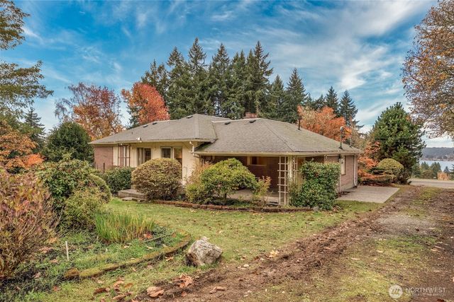 9619 SW 268th Street, Vashon, WA 98070