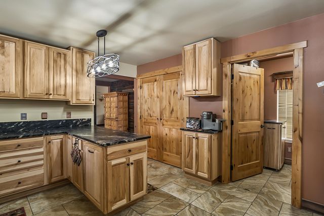 15730 Jackpine Road, La Pine, OR 97739