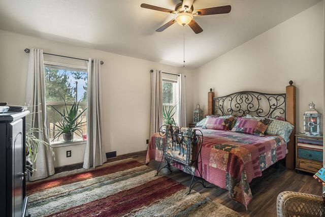 15730 Jackpine Road, La Pine, OR 97739