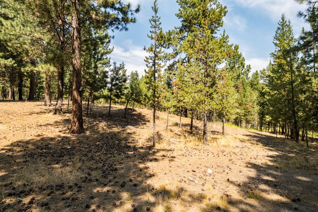 15730 Jackpine Road, La Pine, OR 97739