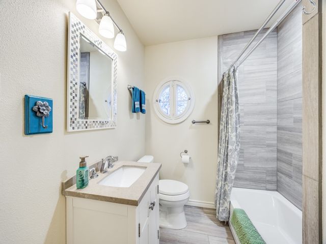 9702 El Patio Drive, Dallas, TX 75218