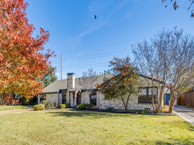 9702 El Patio Drive, Dallas, TX 75218
