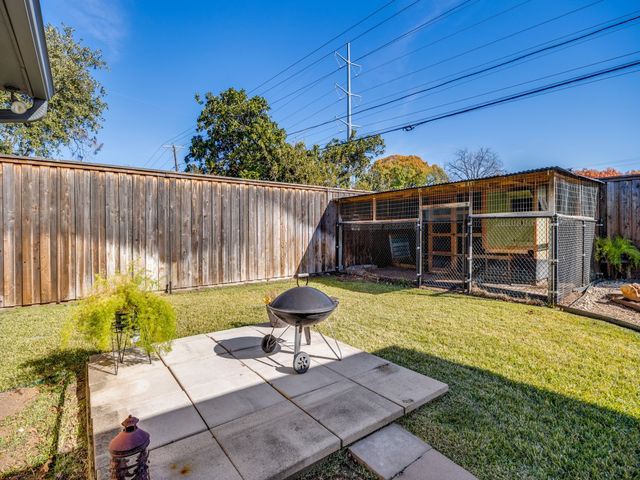 9702 El Patio Drive, Dallas, TX 75218