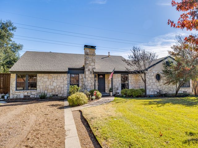 9702 El Patio Drive, Dallas, TX 75218