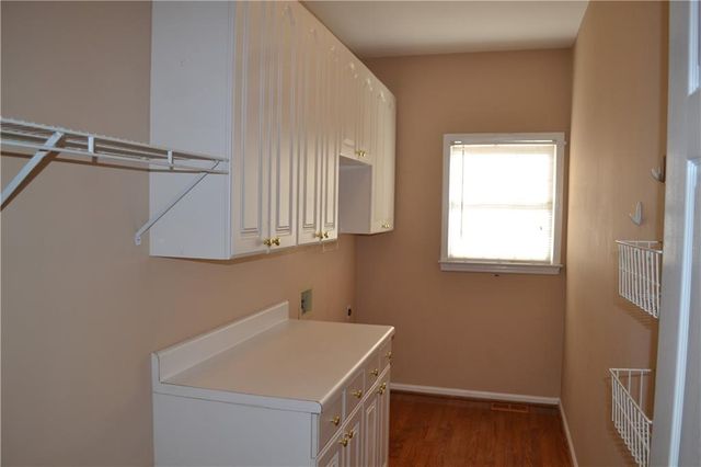 1840 Lisa Springs Drive, Snellville, GA 30078