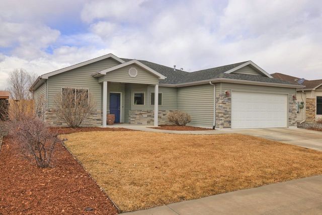 1311 Cement Creek Avenue, Montrose, CO 81401