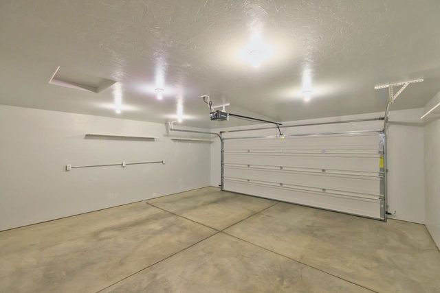 1311 Cement Creek Avenue, Montrose, CO 81401