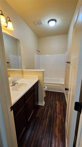 7942 Park Place Drive S, Mobile, AL 36608