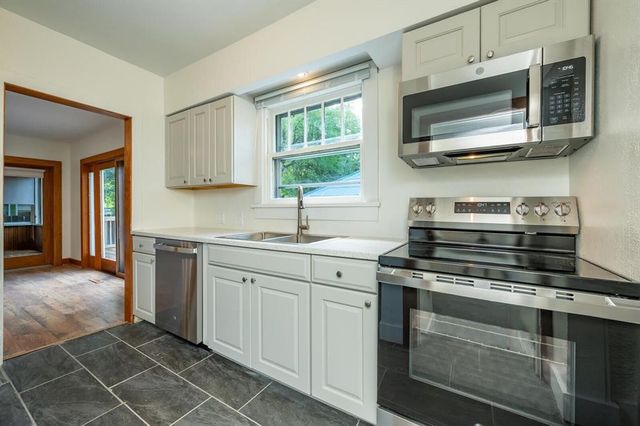 822 7th Street, Ames, IA 50010