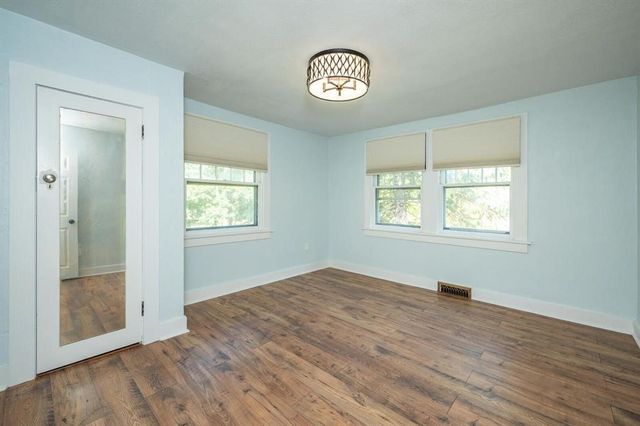 822 7th Street, Ames, IA 50010