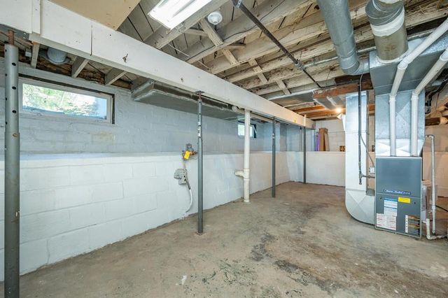 822 7th Street, Ames, IA 50010