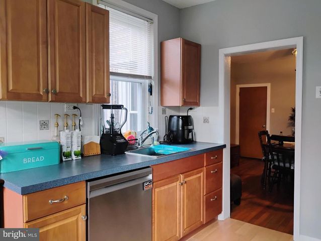 575 CONARROE ST, Philadelphia, PA 19128