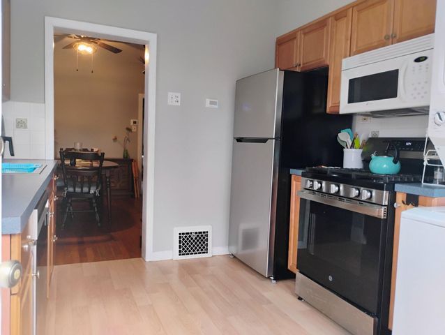 575 CONARROE ST, Philadelphia, PA 19128