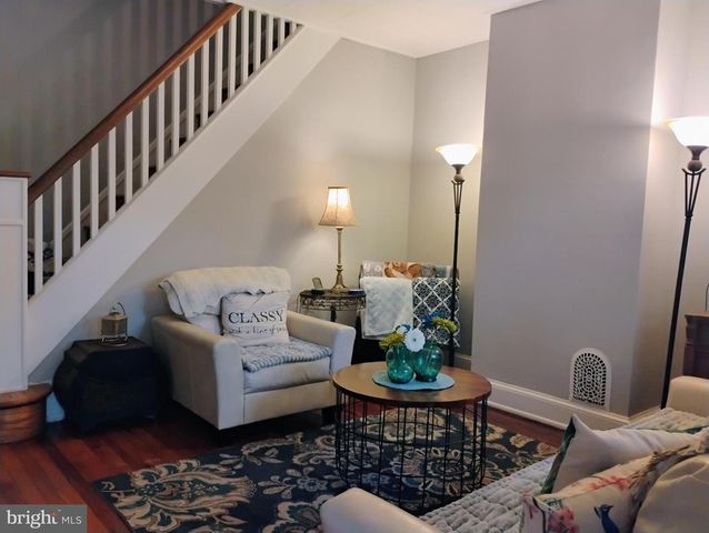 575 CONARROE ST, Philadelphia, PA 19128