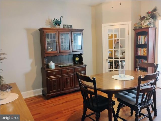 575 CONARROE ST, Philadelphia, PA 19128
