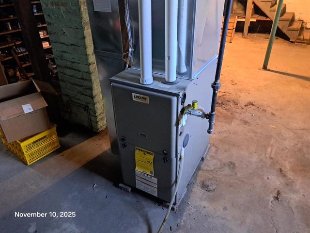 652 MCKINLEY STREET, Neenah, WI 54956