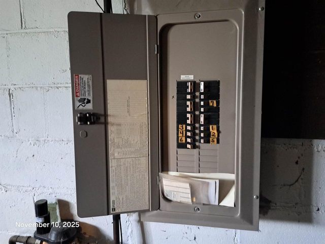 652 MCKINLEY STREET, Neenah, WI 54956