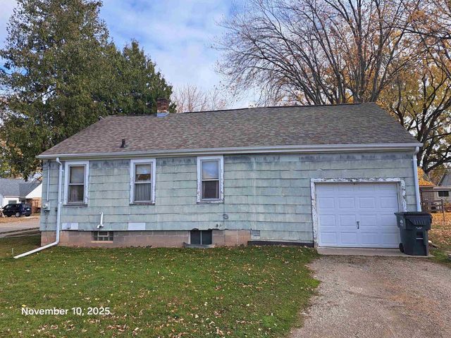 652 MCKINLEY STREET, Neenah, WI 54956