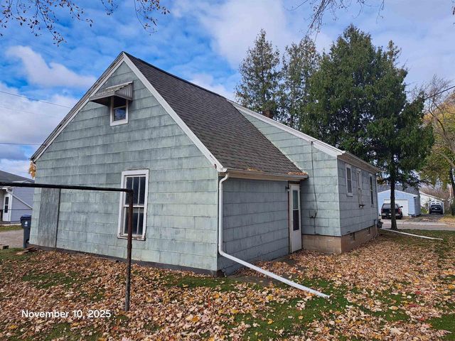 652 MCKINLEY STREET, Neenah, WI 54956