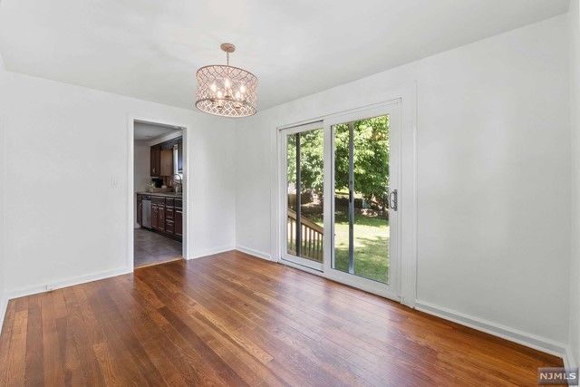 7 East Walnut Street, Teaneck, NJ 07666