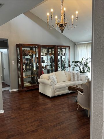 2525 Quebec Dr, Corpus Christi, TX 78414