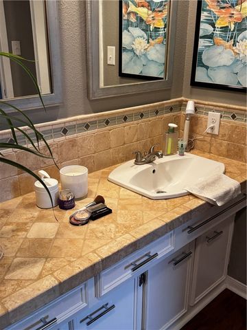 2525 Quebec Dr, Corpus Christi, TX 78414