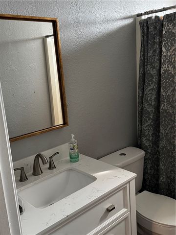2525 Quebec Dr, Corpus Christi, TX 78414