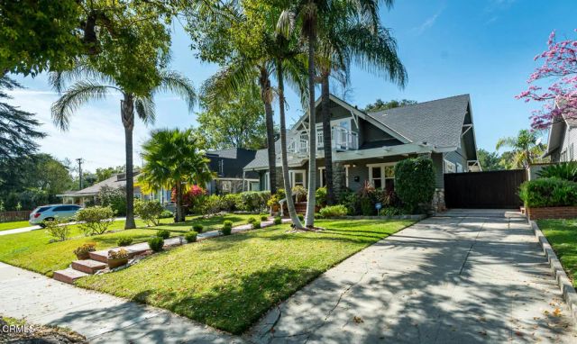 1955 N Los Robles Avenue, Pasadena, CA 91104