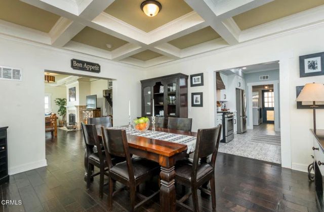 1955 N Los Robles Avenue, Pasadena, CA 91104