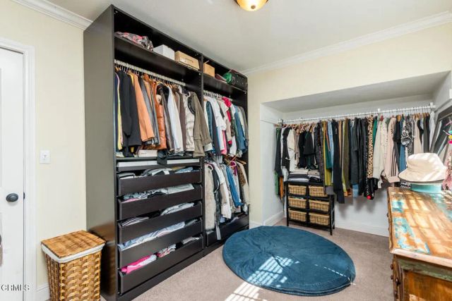 1955 N Los Robles Avenue, Pasadena, CA 91104