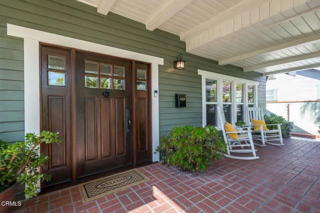 1955 N Los Robles Avenue, Pasadena, CA 91104