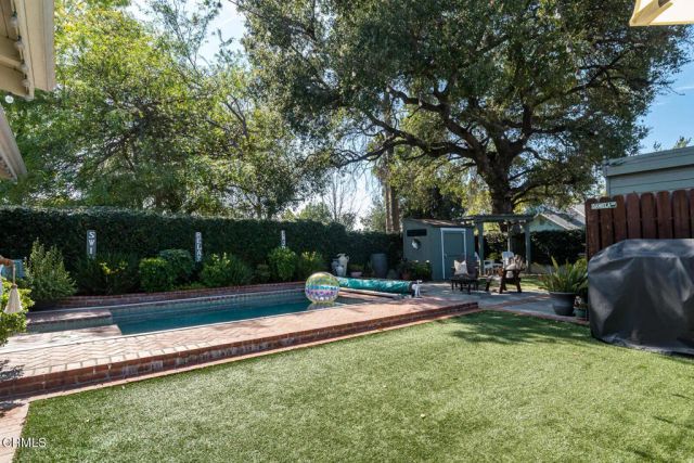 1955 N Los Robles Avenue, Pasadena, CA 91104