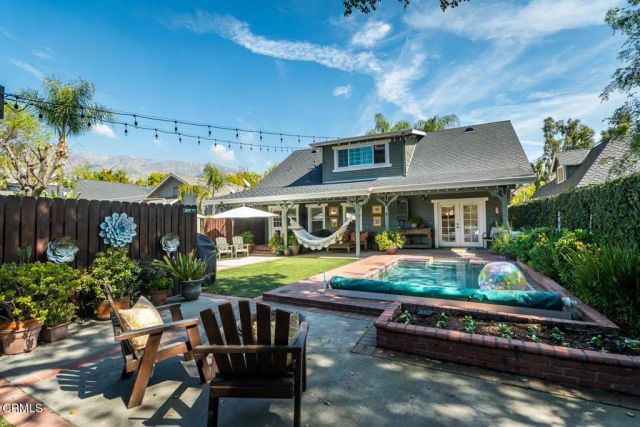 1955 N Los Robles Avenue, Pasadena, CA 91104