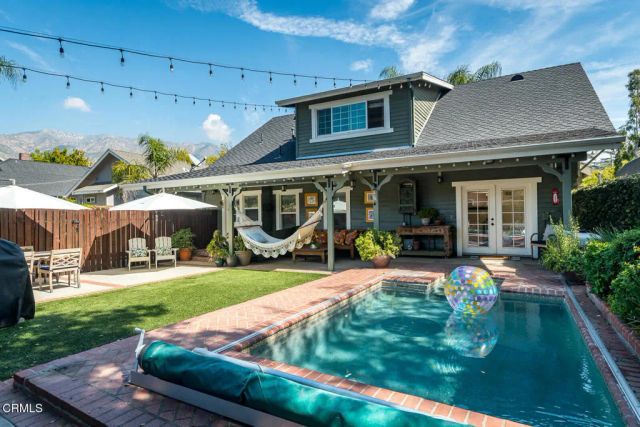 1955 N Los Robles Avenue, Pasadena, CA 91104