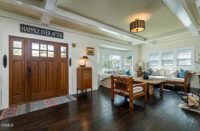 1955 N Los Robles Avenue, Pasadena, CA 91104