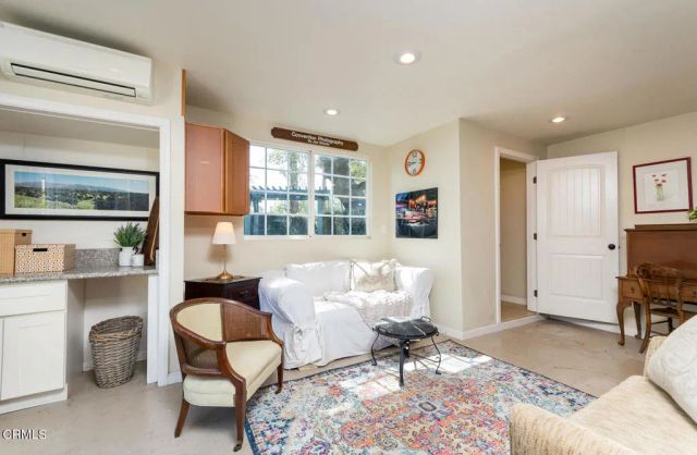 1955 N Los Robles Avenue, Pasadena, CA 91104