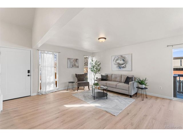 250 S Osceola St, Denver, CO 80219