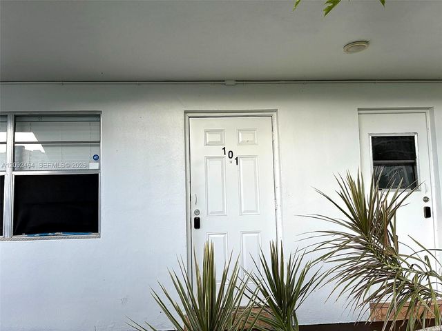 1511 NW 43rd Avenue 101, Lauderhill, FL 33313