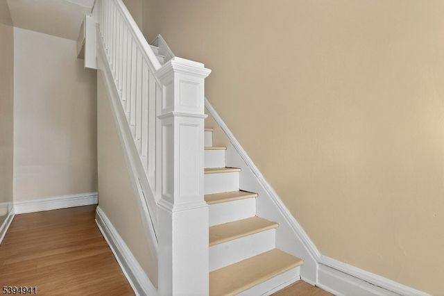 28 11Th Ave, East Orange City, NJ 07018