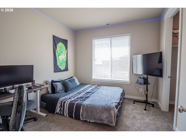 2451 W 9TH Ave, Junction City, OR 97448