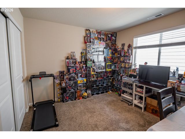 2451 W 9TH Ave, Junction City, OR 97448