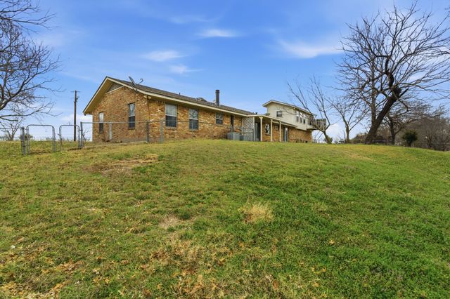 8295 Singleton Road, Midlothian, TX 76065