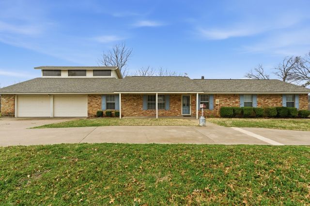 8295 Singleton Road, Midlothian, TX 76065