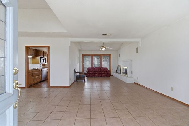 8295 Singleton Road, Midlothian, TX 76065