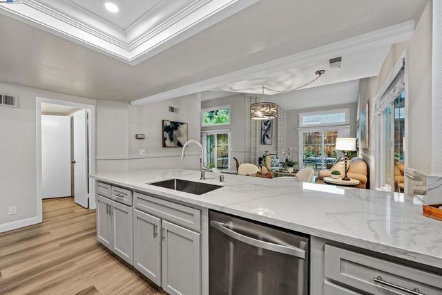 1410 Groth Cir, Pleasanton, CA 94566