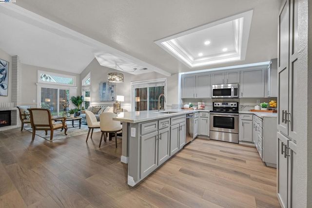 1410 Groth Cir, Pleasanton, CA 94566